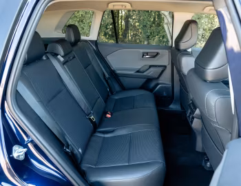 Інтэр'ер Toyota RAV4 PHEV Excel [UK-spec] '2026