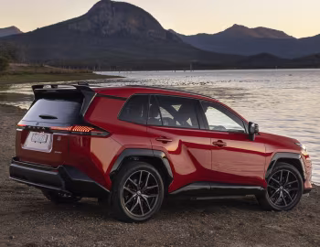 Toyota RAV4 PHEV GR Sport [Australia] '2026