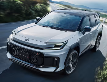Toyota RAV4 PHEV GR Sport [Japan] (6LA-AXAP64) '02.2026