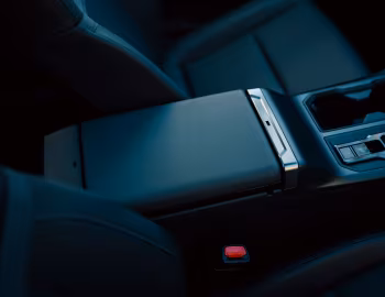 Interior Toyota RAV4 PHEV Z [Japan] (6LA-AXAP64) '02.2026