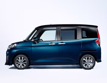 Toyota Roomy Custom G-T [Japan] (DBA-M900A) '11.2018–09.2020