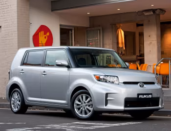 Toyota Rukus '06.2010–15