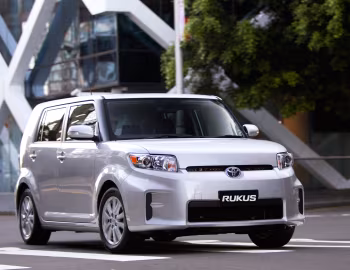 Toyota Rukus '06.2010–15