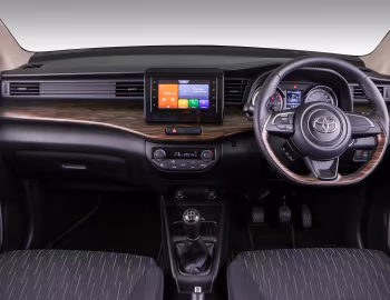Panel frontal Toyota Rumion '2021–23