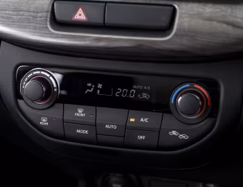 Intérieur Toyota Rumion [South Africa] '2023–pr.