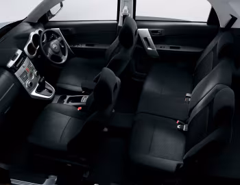 Интерьер Toyota Rush '01.2006–11.2008