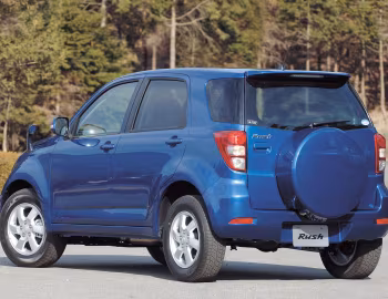 Toyota Rush '01.2006–11.2008