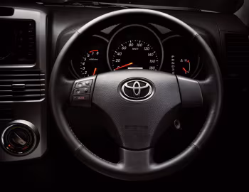 Panel frontal Toyota Rush [Malaysia] '12.2010–18