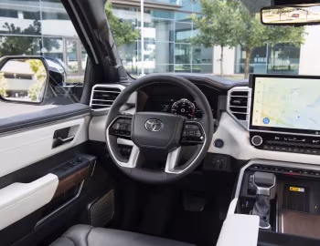 Торпедо 2023–н.в. Toyota Sequoia Capstone '2022–н.в.
