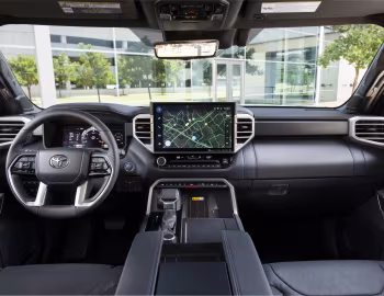 2023–pr. Toyota Sequoia Platinum '2022–pr.