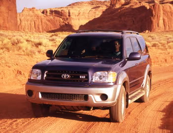 2001–04 Toyota Sequoia SR5 4×4 [North America] (UCK45) '09.2000–04