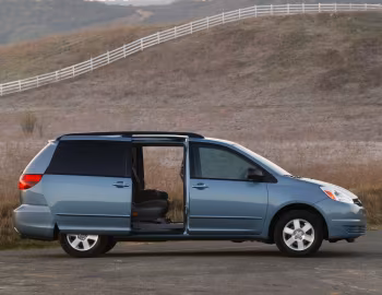 2004–05 Toyota Sienna LE [North America] (XL20) '01.2003–05