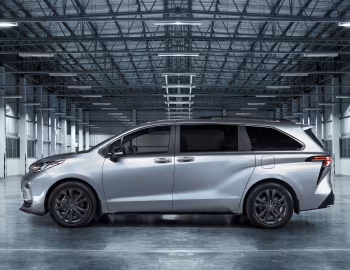 2023 Toyota Sienna XSE "25th Anniversary" [North America] '2022–23
