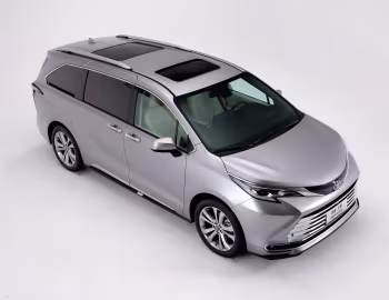 Toyota Sienna Platinum HEV [China] '2024–pr.