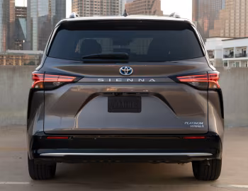 2021–pr. Toyota Sienna Platinum '2020–pr.