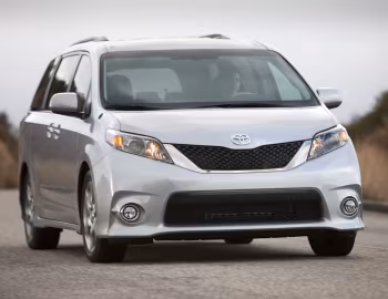 2011–14 Toyota Sienna SE [North America] (XL30) '01.2010–14