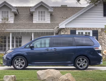 2018–20 Toyota Sienna SE [North America] (XL30) '2017–20