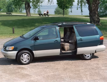 1998–2000 Toyota Sienna XLE [North America] (XL10) '08.1997–2000