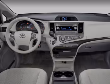 Торпедо 2011–14 Toyota Sienna XLE [North America] (XL30) '01.2010–14