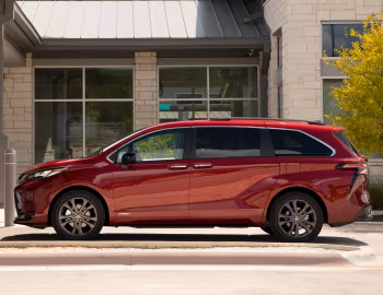 2021–pr. Toyota Sienna XSE '2020–pr.