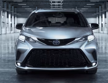 2023 Toyota Sienna XSE "25th Anniversary" [North America] '2022–23
