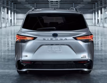 2023 Toyota Sienna XSE "25th Anniversary" [North America] '2022–23