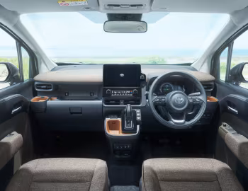 Panel frontal Toyota Sienta Hybrid Z 7-seater [Japan] (6AA-MXPL10G) '08.2022–04.2024