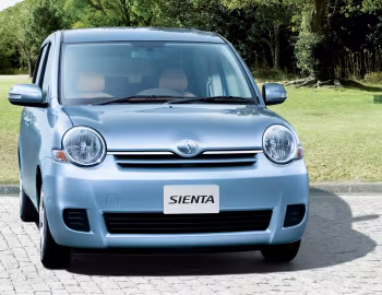 Toyota Sienta (NCP81G) '2011–15