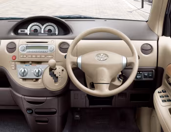 Тарпеда Toyota Sienta (NCP81G) '2011–15