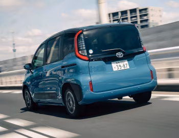Toyota Sienta Z 5-seater [Japan] (5BA-MXPC10G) '08.2022–04.2024