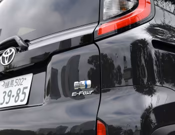 Toyota Sienta Hybrid Z E-Four 7-seater [Japan] (6AA-MXPL15G) '08.2022–04.2024
