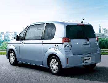 Toyota Spade♠ '07.2012–07.2015
