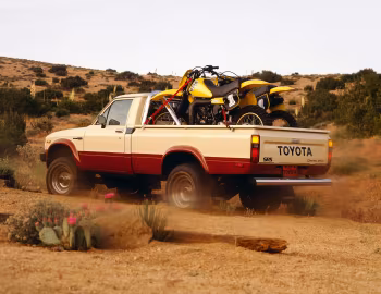 1983 Toyota SR5 Long Sport Truck 4WD (RN48) '1982–83