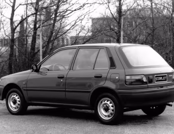 Toyota Starlet 5-door [EU-spec] (P80) '1990–96