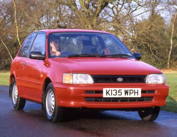 Toyota Starlet 1.3GLi [UK-spec] (EP81) '02.1993–94