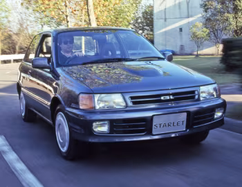 Toyota Starlet Gi [Japan] (E-EP82) '12.1989–12.1991