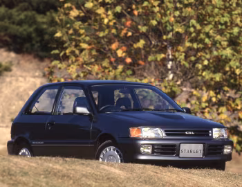 Toyota Starlet Gi [Japan] (E-EP82) '12.1989–12.1991
