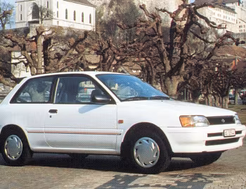 Toyota Starlet Si [EU-spec] (P80) '1990–96