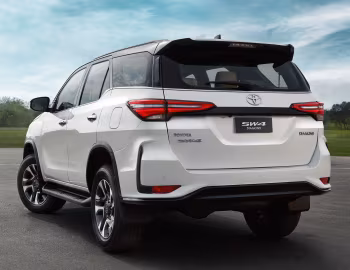 Toyota SW4 "Diamond" '2021–pr.