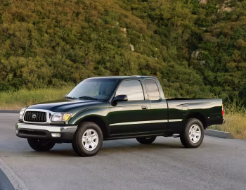 2002–04 Toyota Tacoma SR5 2WD Xtracab '2001–04