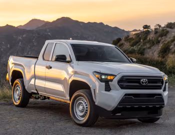 2024–pr. Toyota Tacoma SR XtraCab '2023–pr.