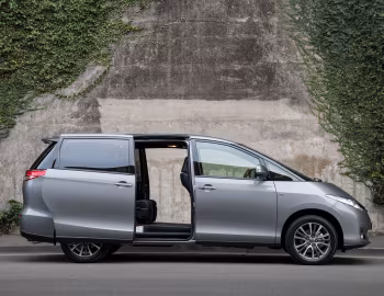Toyota Tarago '2016–19