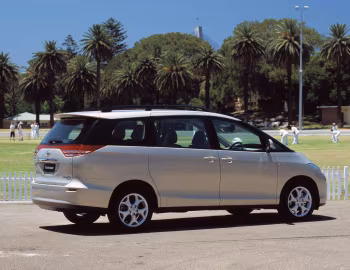 Toyota Tarago '2006–09