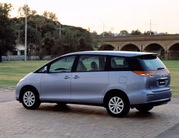 Toyota Tarago '2006–09