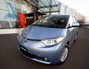 Toyota Tarago '2006–09