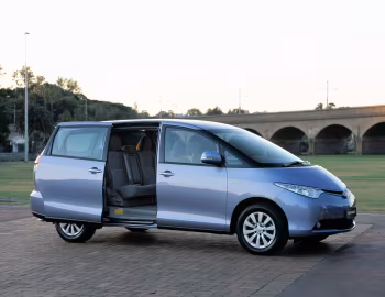 Toyota Tarago '2006–09