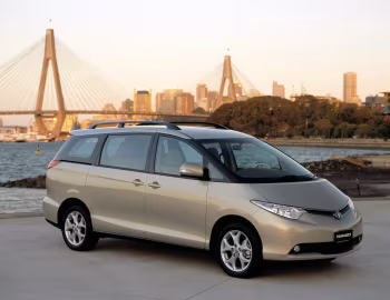 Toyota Tarago '2006–09