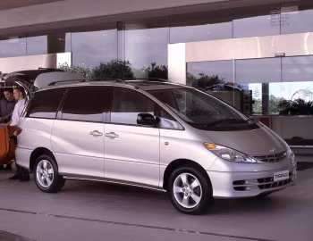 Toyota Tarago Ultima '2000–03