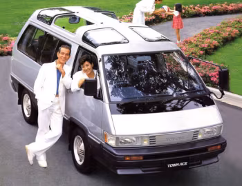 Toyota TownAce Wagon '08.1985–08.1988