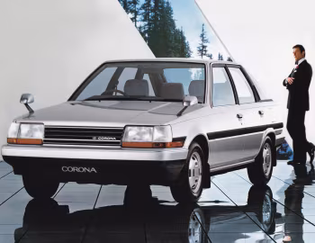 Toyota Corona Liftback, Roger Moore
